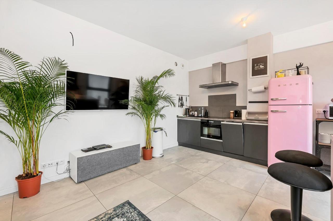 Lumina 4-Room Apart With Large Balcony Varşovia Exterior foto